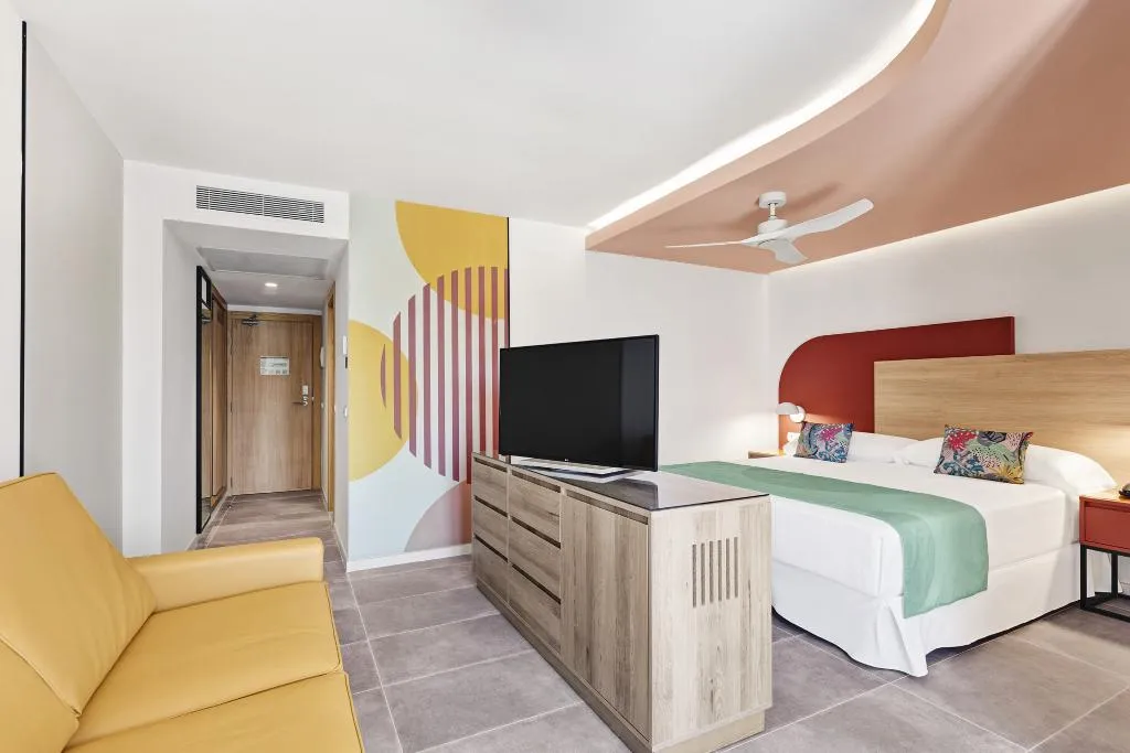 Double or Twin WITH BALCONY Room, Hotel Riu Concordia, Majorca