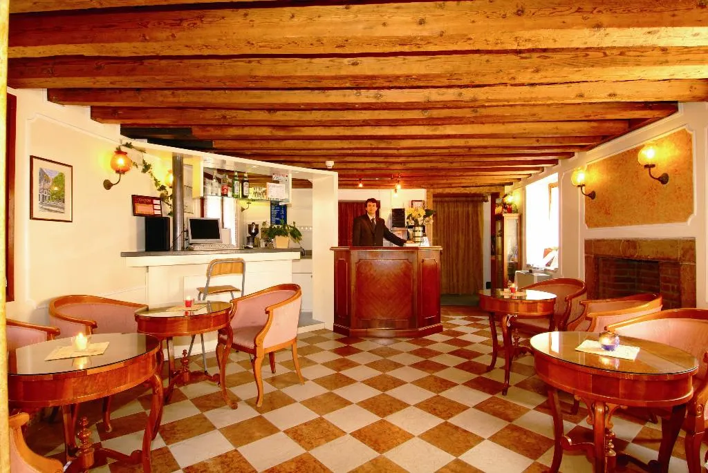 Lobby, San Gallo, Venice