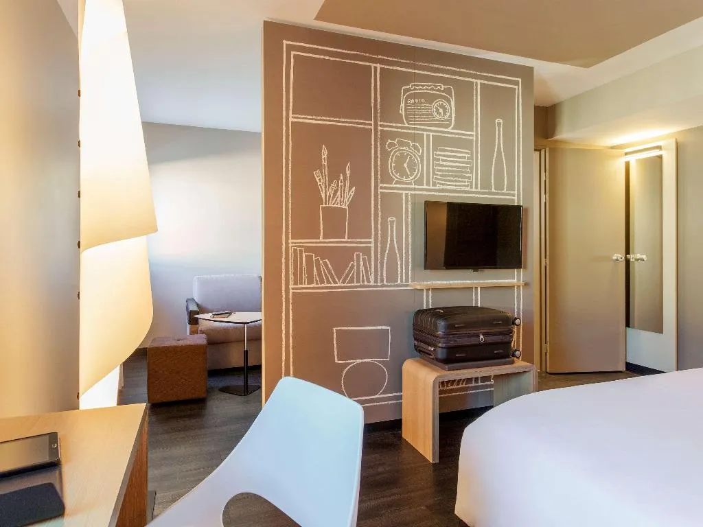 SUITE WITH DOUBLE BED Room, Ibis Lisboa Liberdade, Lisbon