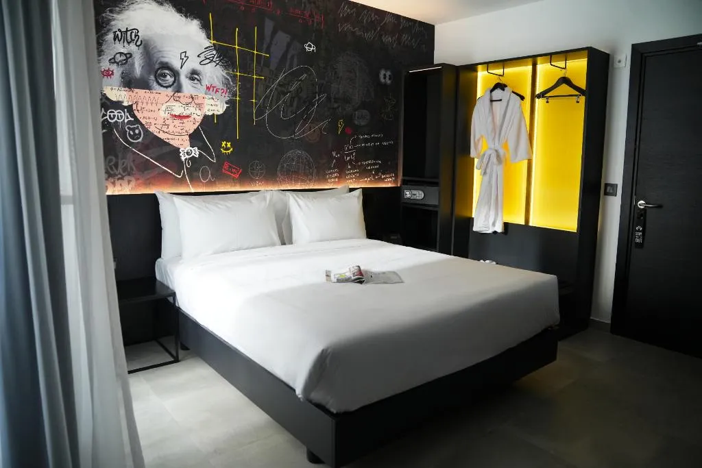 Double or Twin LAND VIEW Room, So City Hotel, Malta