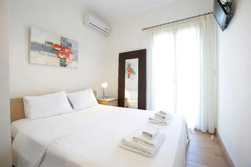 VILLA WITH PRIVATE POOL Room, Skiathos Gea Villas, Skiathos