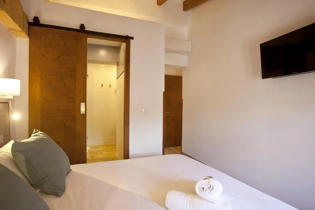 DOUBLE STANDARD Room, Casal de Petra - Rooms & Pool, Majorca