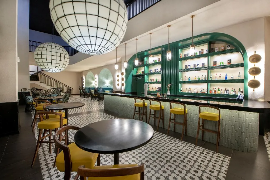 Bar, Lopesan Costa Bávaro Resort Spa & Casino, Dominican Republic