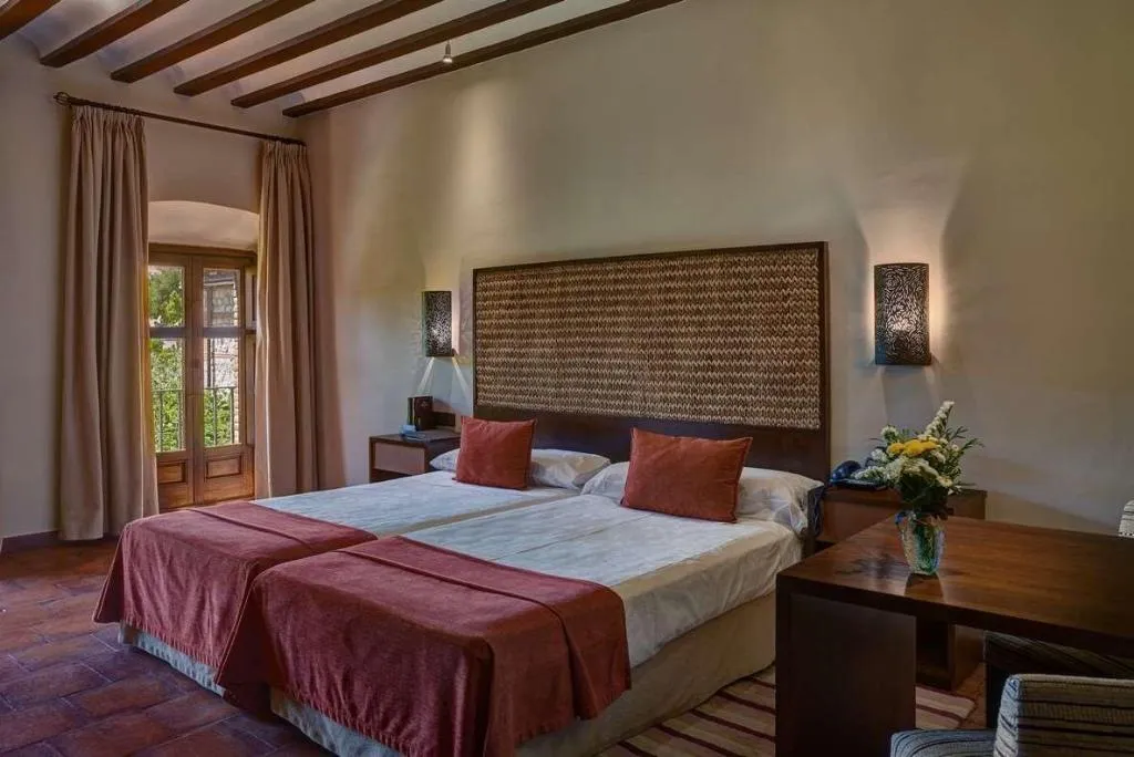 DOUBLE STANDARD Room, Parador de Chinchon, Madrid