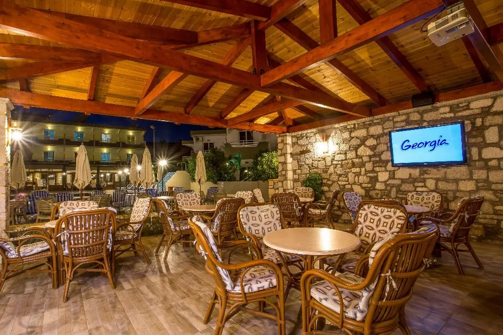 Bar, Georgia Apartments, Rhodes