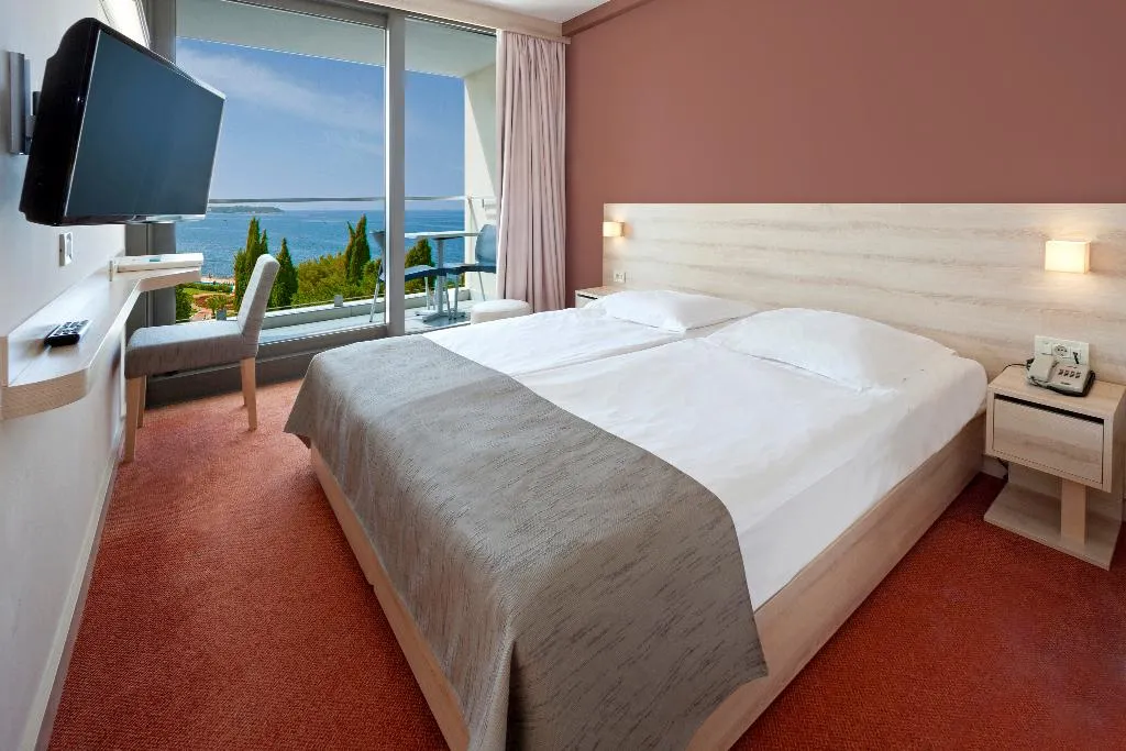 DOUBLE SINGLE USE SEA VIEW WITH BALCONY Room, Hotel Materada Plava Laguna, Istria
