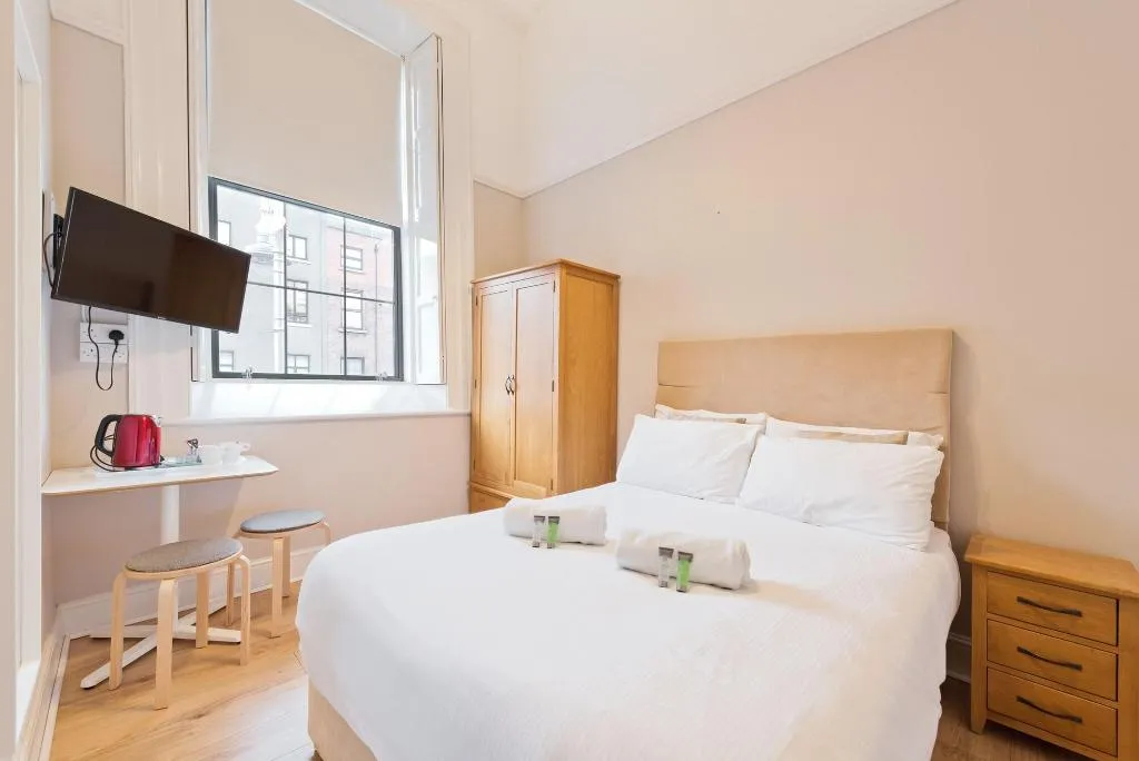 Room, Gardiner House Hostel, Dublin