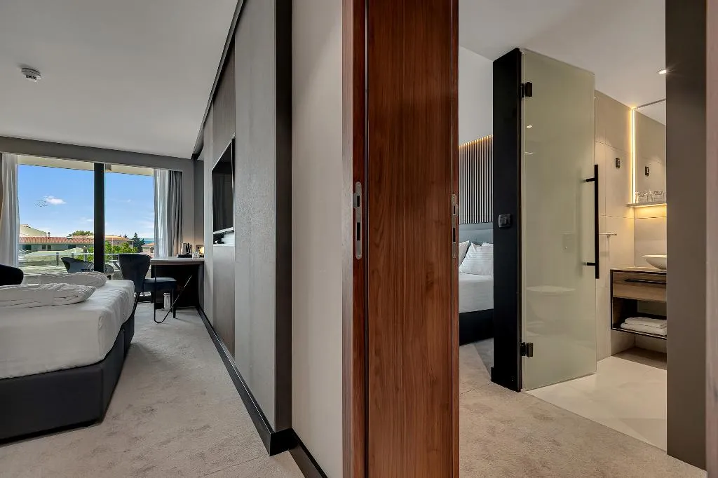 FAMILY ROOM CAPACITY 4 Room, Boutique hotel NOEMIA, Split