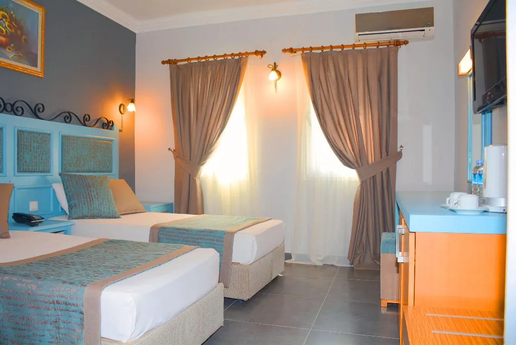 Room, Atrium, Bodrum