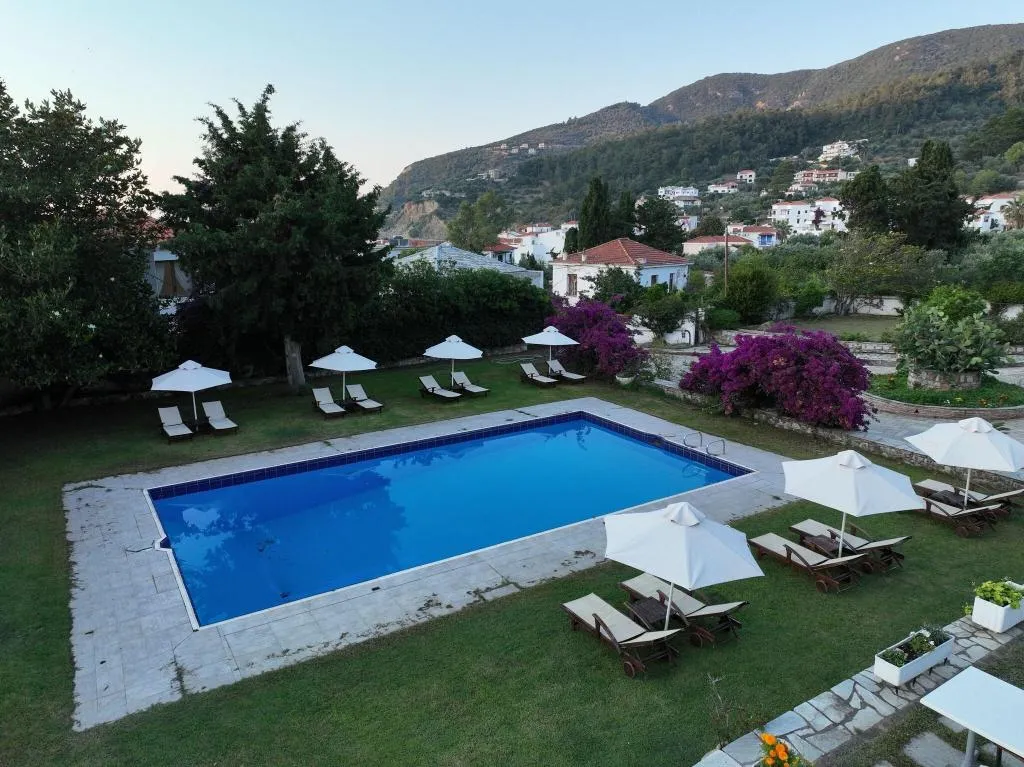 Pool, Prince Stafylos, Skiathos