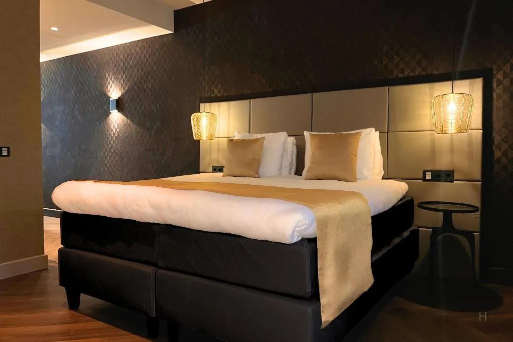 SUITE SUPERIOR Room, Die Port Van Cleve, Amsterdam