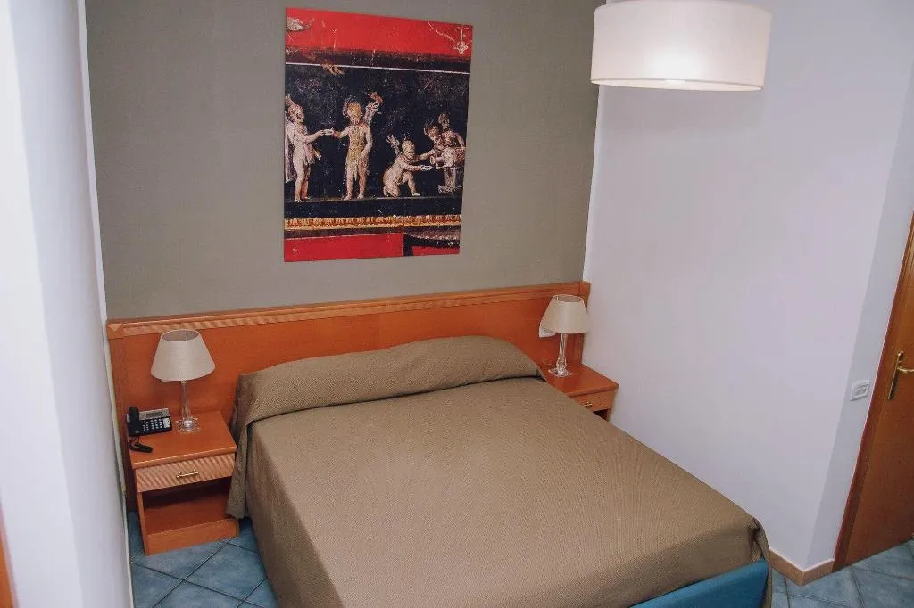Room, Hotel Piccolo Sogno, Naples