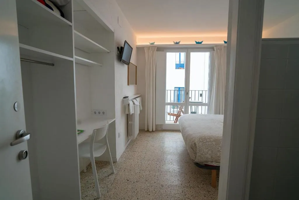 Room, Hostal Marina Cadaqués, Costa Brava
