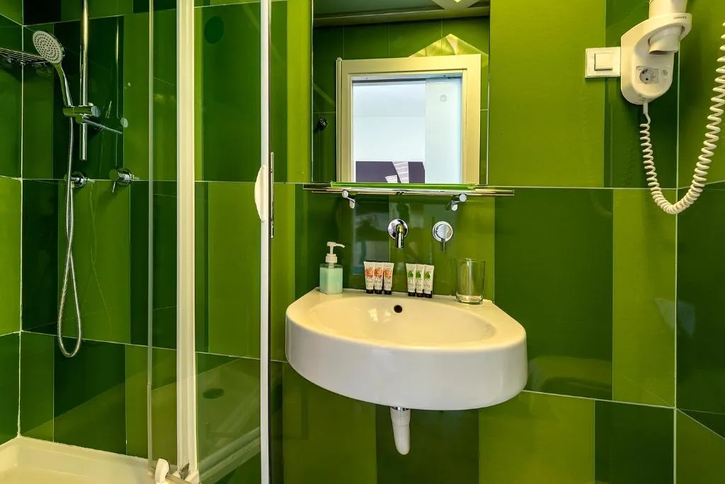 DOUBLE SUPERIOR Room, Hotel Limonaia, Barcelona