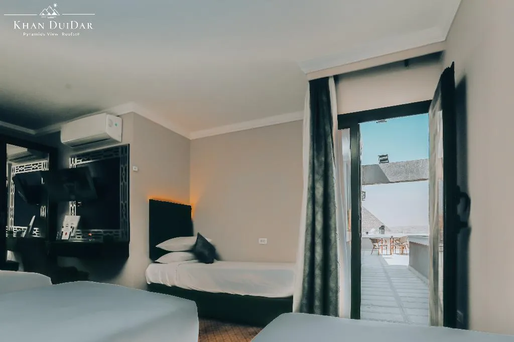 QUADRUPLE FOUR BEDROOMS ONE BATHROOM Room, Khan Duidar Inn - Pyramids View Rooftop, Cairo