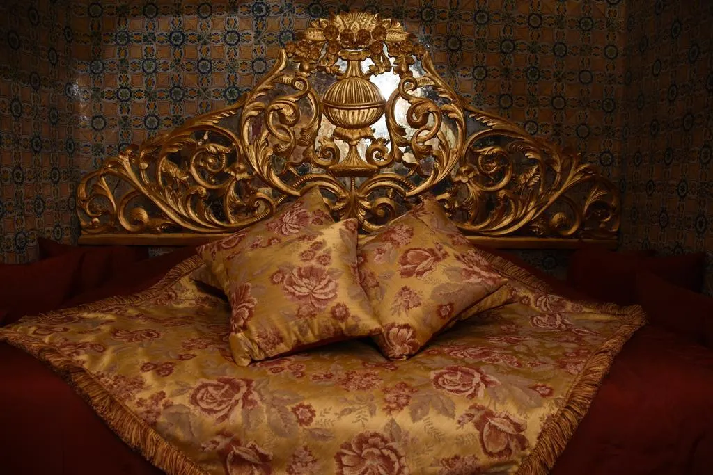 Room, Palais Bayram, Tunisia