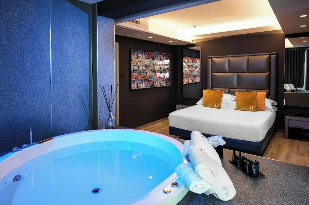 Room, Resort Tre Fontane, Naples