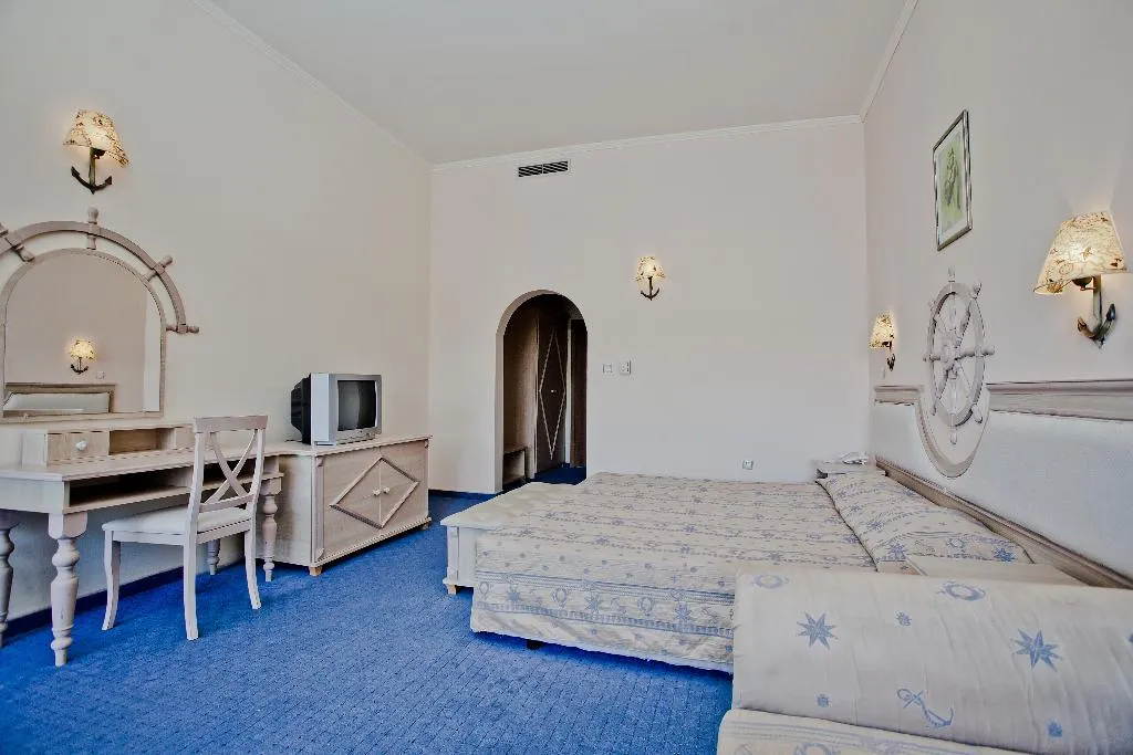 DOUBLE SEA VIEW Room, Royal Park, Bourgas