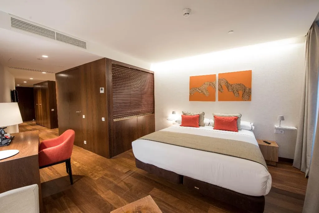 SUITE CAPACITY 2 Room, Carris Porto Ribeira, Porto