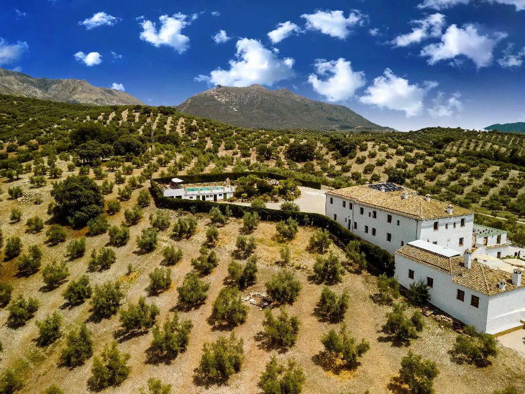 VILLA WITH PRIVATE POOL Room, Cortijo La Presa, Andalucia