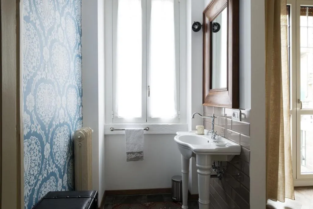 Room, B&B di Porta Tosa, Milan