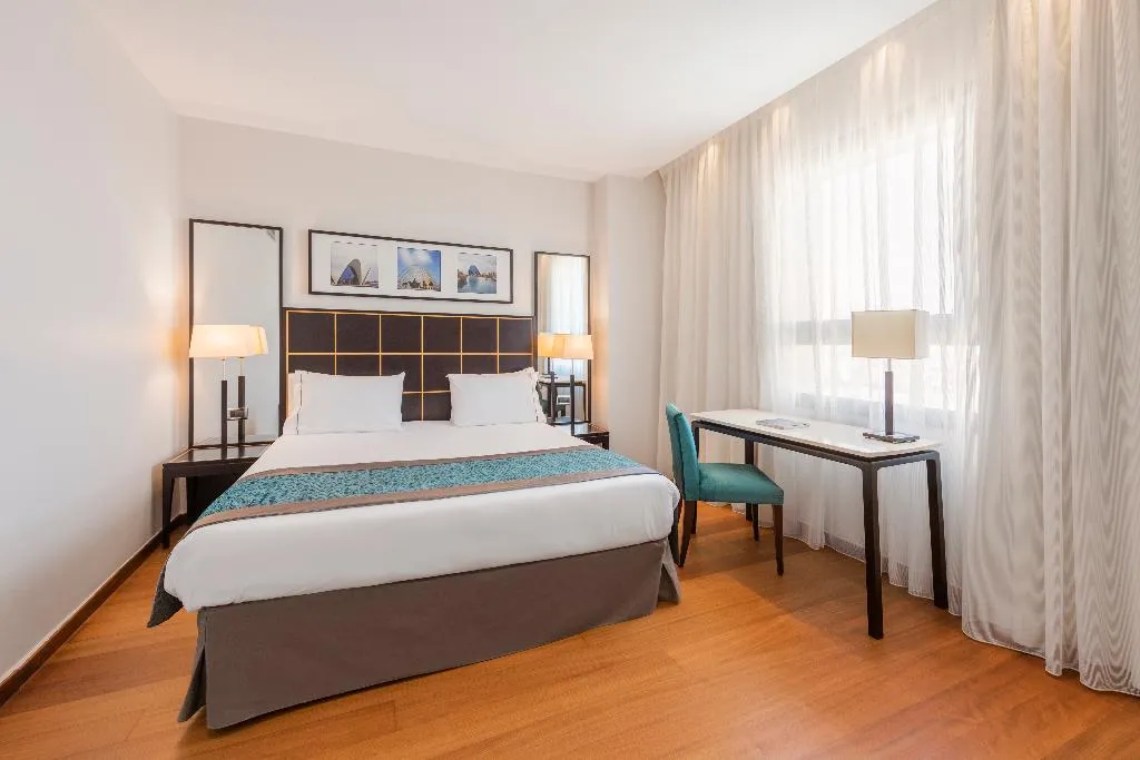 DOUBLE SINGLE USE STANDARD Room, Eurostars Gran Valencia, Valencia