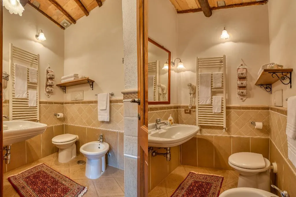 Double or Twin ONE BEDROOM ONE BATHROOM Room, Agriturismo Buonasera, Rome