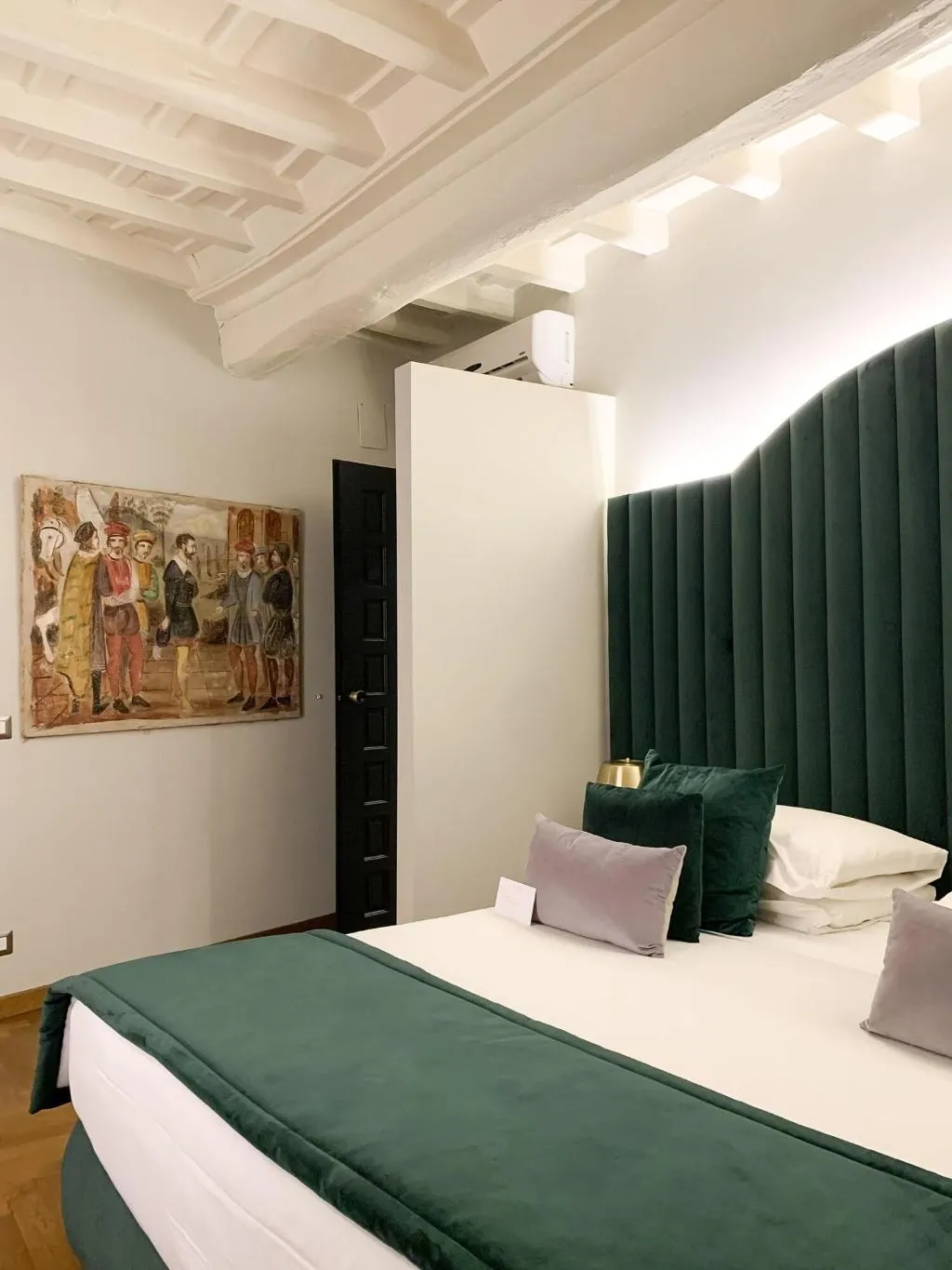 Room, Antico Albergo del Sole al Pantheon, Rome
