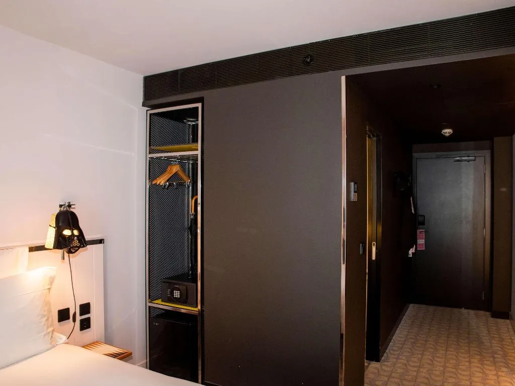 Room, Mama Shelter Lisboa, Lisbon