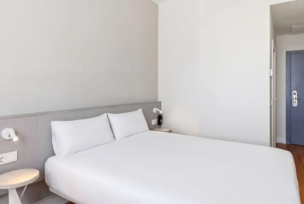 DOUBLE STANDARD Room, B&B HOTEL Barcelona Mataró, Barcelona