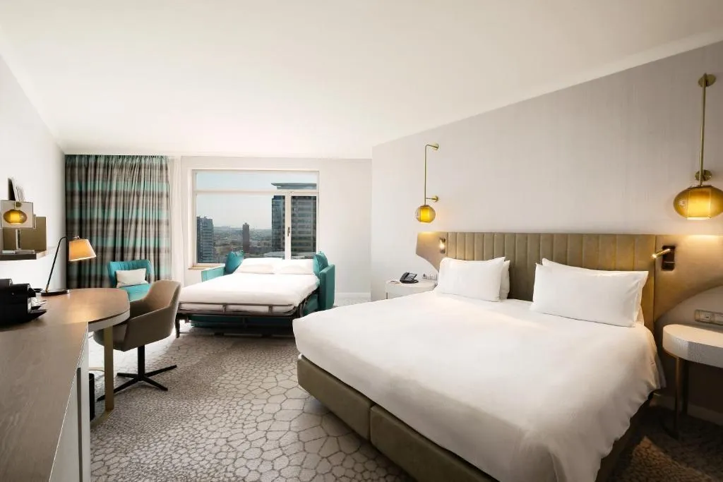 SUITE STANDARD Room, Hilton Diagonal Mar Barcelona, Barcelona