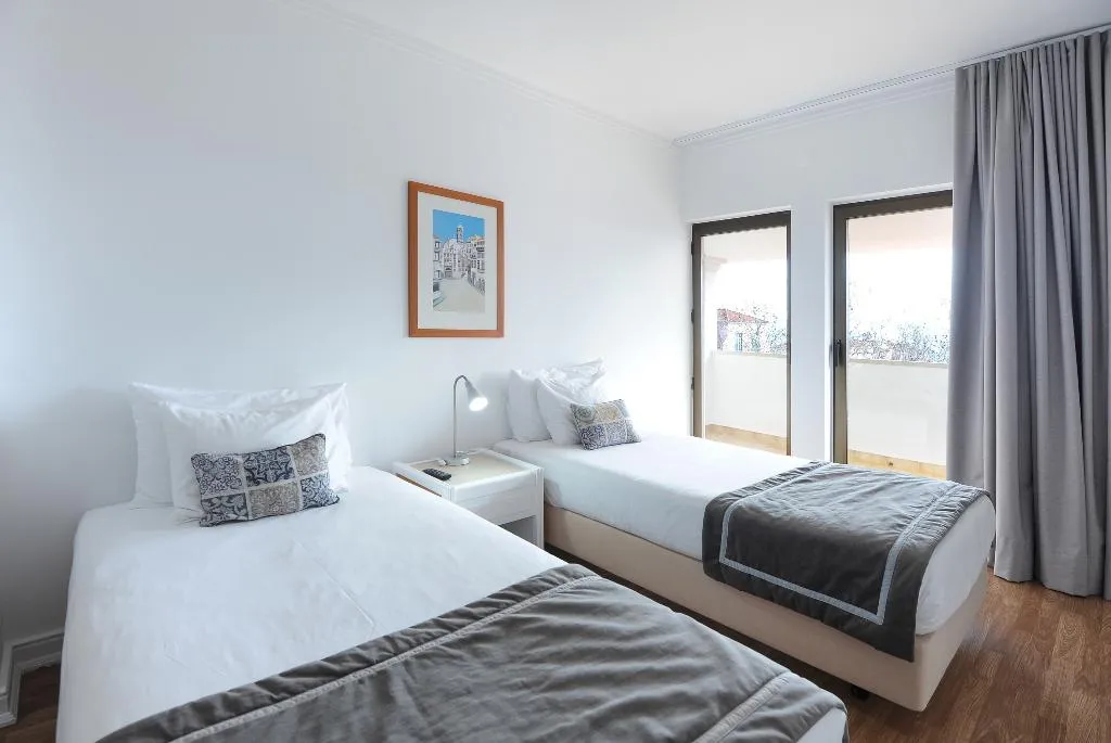 APARTMENT DUPLEX Room, Clube do Lago Hotel, Lisbon