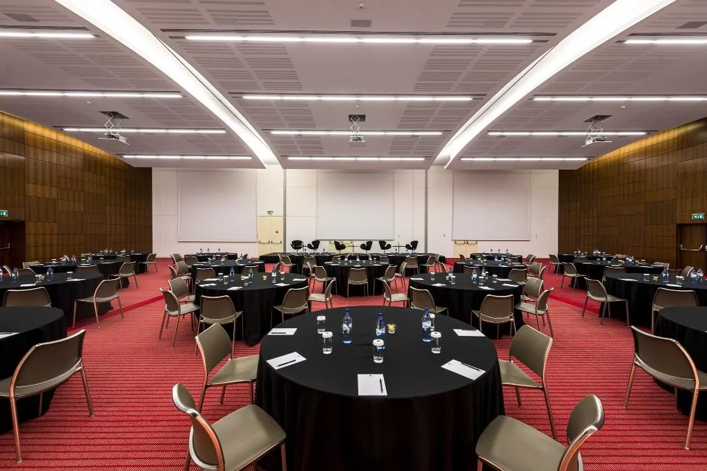 Conferences, Lagoas Park, Lisbon
