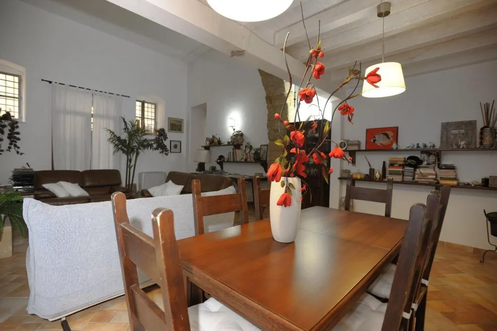 Lobby, Arco Ubriaco, Catania