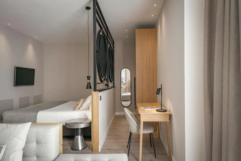 JUNIOR SUITE DELUXE Room, Vincci Maritimo, Barcelona