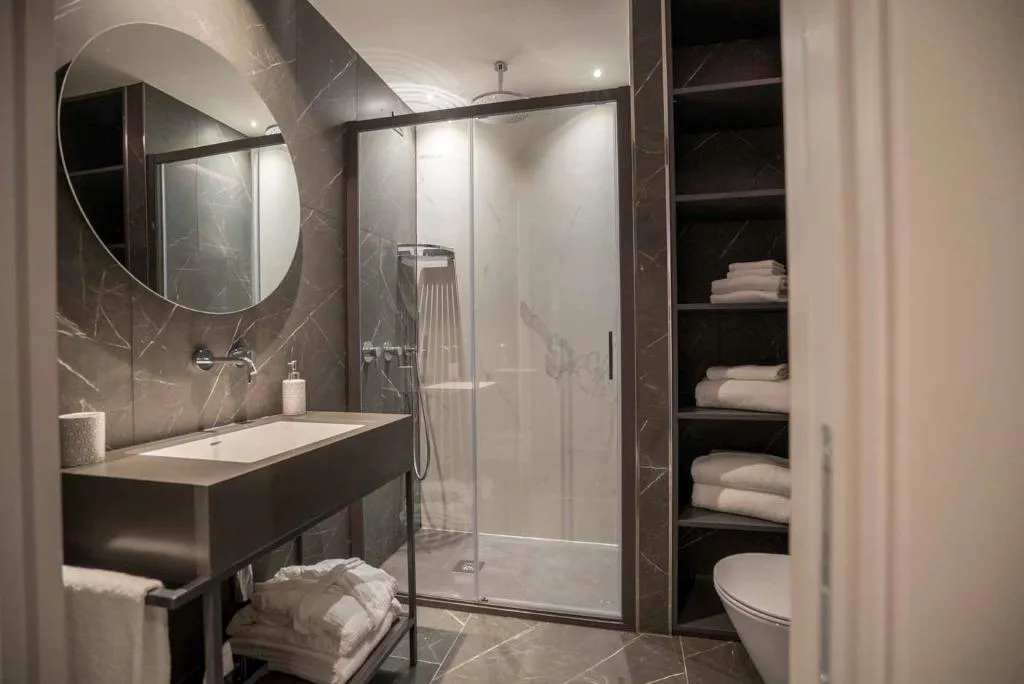 APARTMENT SUPERIOR WITH TERRACE Room, Be Mate Via Tivoli, Milan