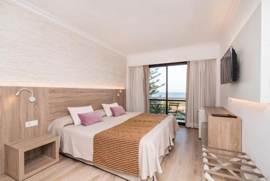 Double or Twin SEA VIEW Room, Na Taconera Sport and Relax, Majorca