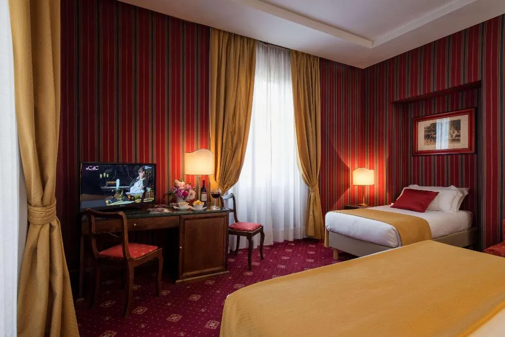 Room, Atlante Garden, Rome