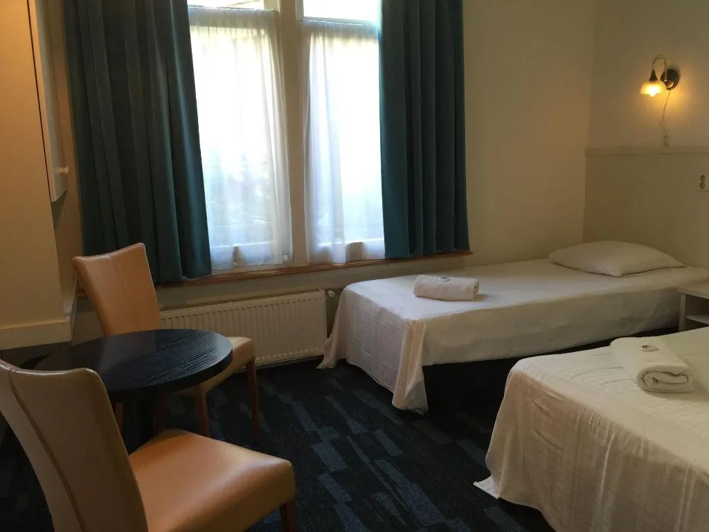 Room, Euphemia Old City Canal Zone, Amsterdam