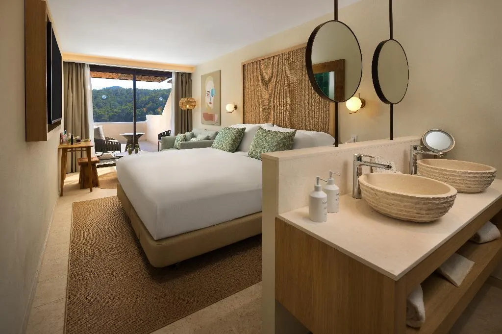 DOUBLE DELUXE KING BED Room, Cala San Miguel Ibiza Res, Curio Colllec by Hilton, Ibiza