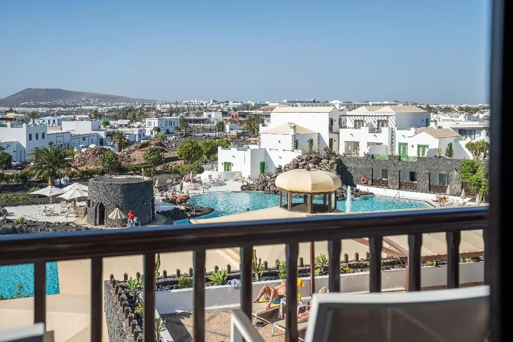 JUNIOR SUITE STANDARD Room, Hotel LIVVO Volcan Lanzarote, Lanzarote