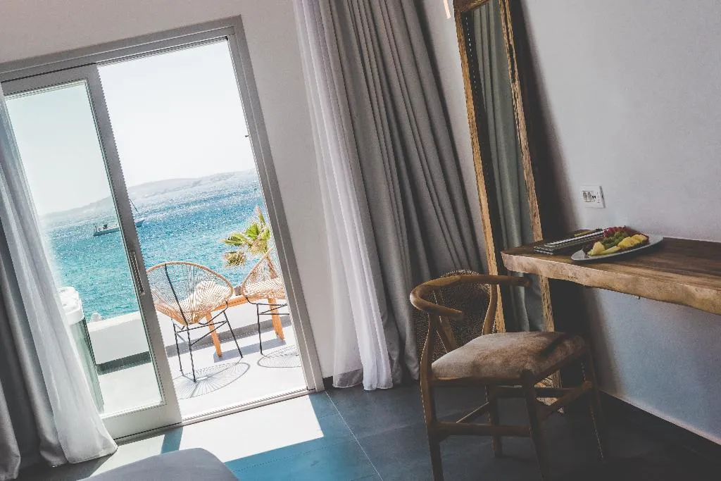 SUITE SEA VIEW CAPACITY 3 Room, Hippie Chic Mykonos, Mykonos