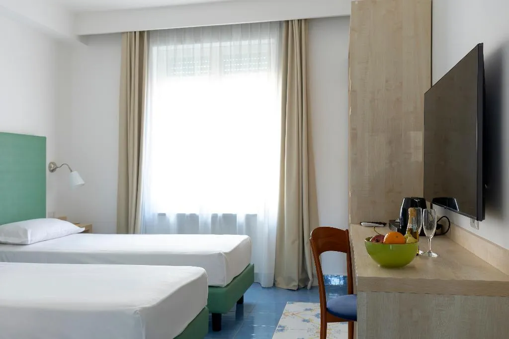 Double or Twin CITY VIEW Room, Napolit'amo Hotel Medina, Naples