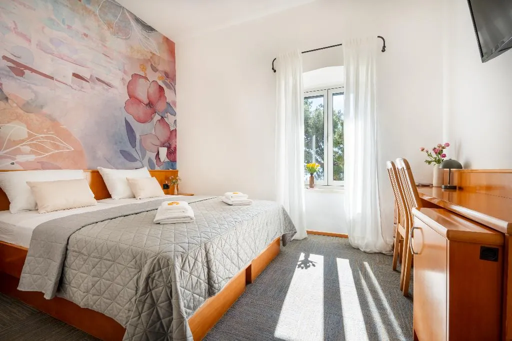 Double or Twin STANDARD Room, Kastil, Split
