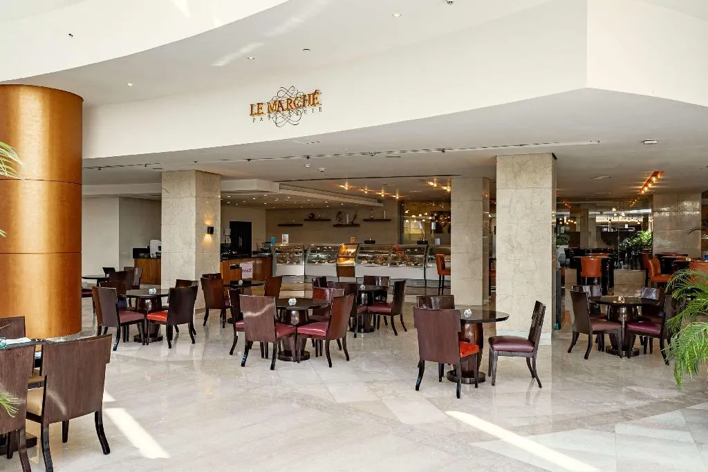 Restaurant, Hilton Cairo Heliopolis, Cairo