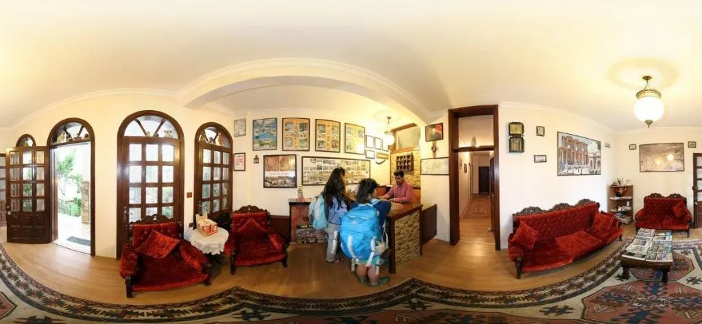 Bar, Boomerang Guesthouse, Izmir