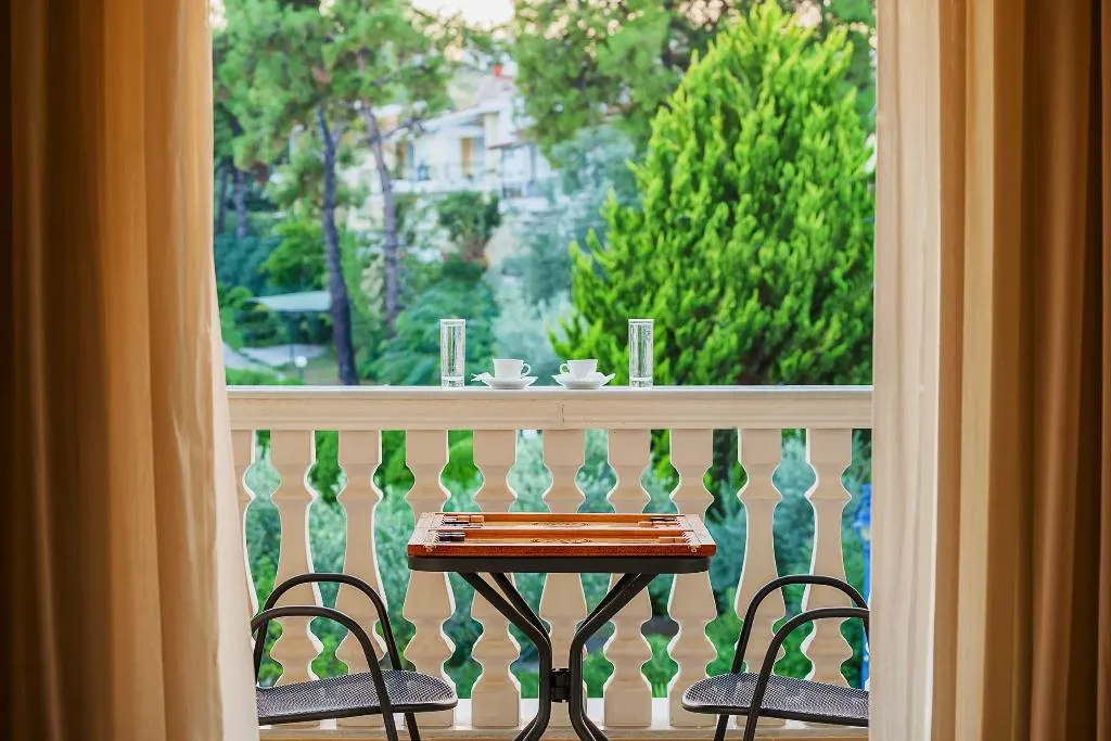 FAMILY ROOM GARDEN VIEW TWO BEDROOMS Room, Elinotel Apolamare, Halkidiki