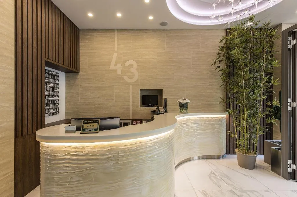 Lobby, 43 Station Hotel, Milan