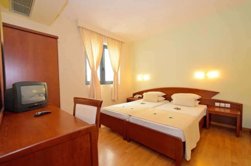 FAMILY ROOM STANDARD Room, Evilion, Thessaloniki