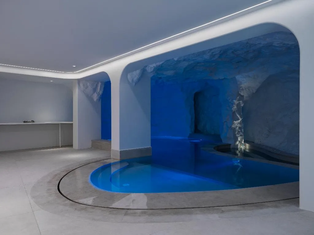 Sports and Entertainment, Lovia Mykonos, Mykonos